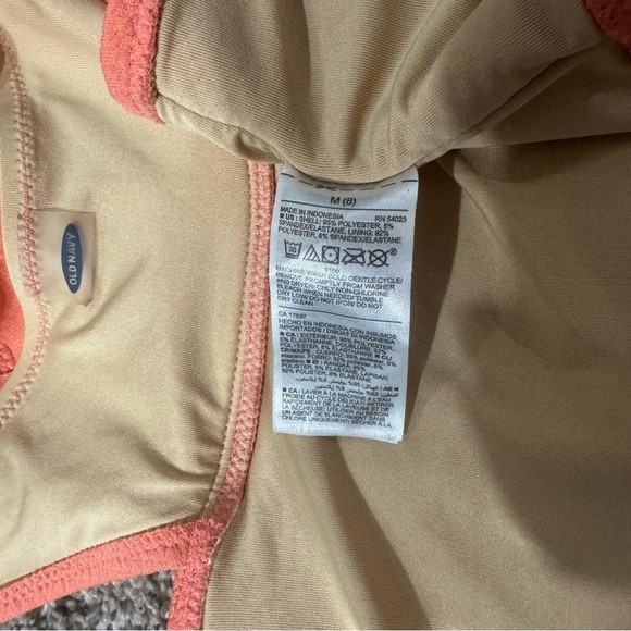 Old Navy Girls Peach Swimsuit Size Medium - Picture 5 of 8